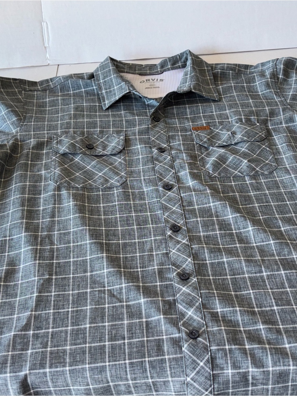 Orvis Gray Plaid Long-Sleeve Button-Down Shirt